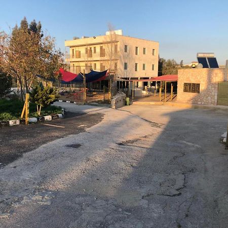 Madaba Camp Resort エクステリア 写真