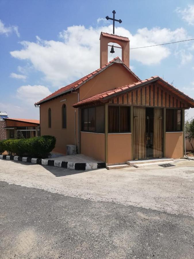 Madaba Camp Resort エクステリア 写真