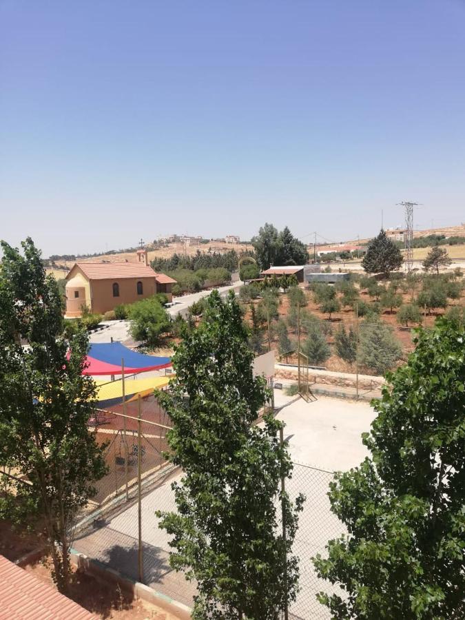 Madaba Camp Resort エクステリア 写真