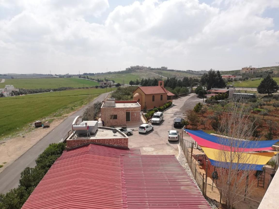 Madaba Camp Resort エクステリア 写真