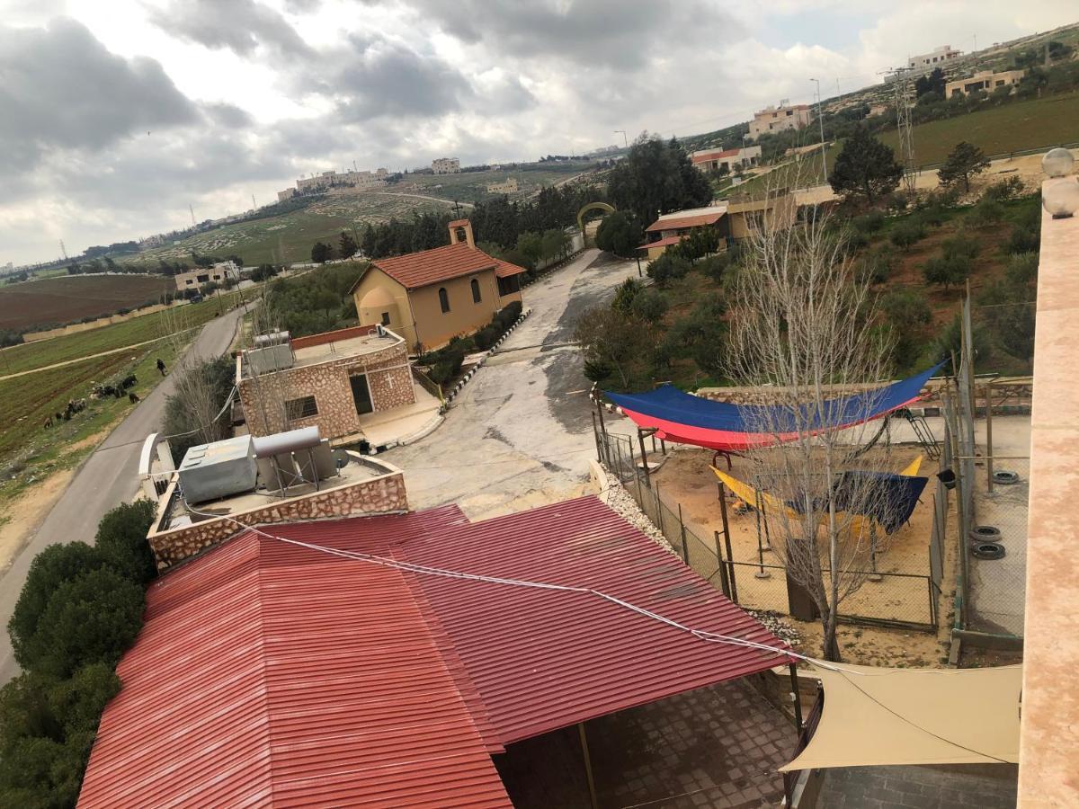 Madaba Camp Resort エクステリア 写真